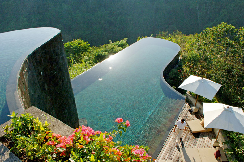piscina_hanging