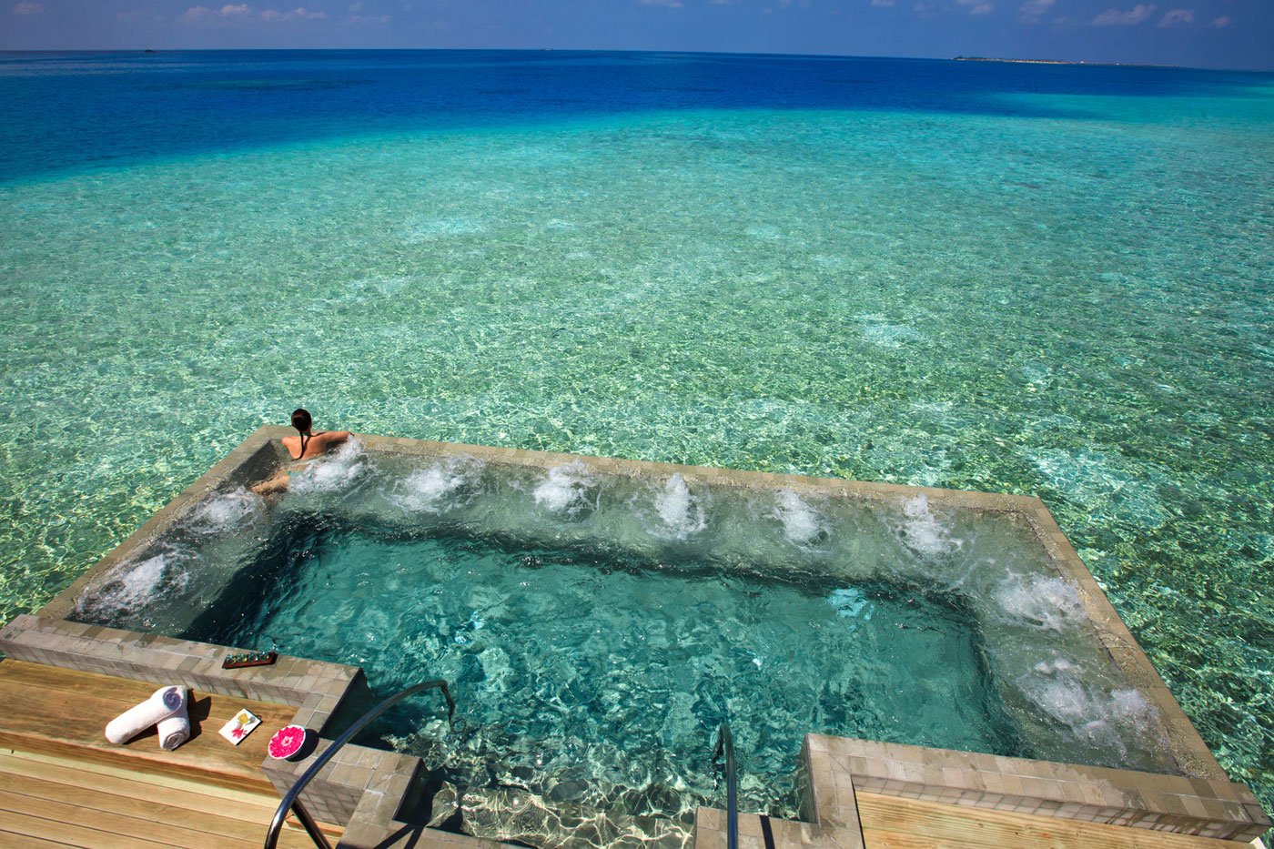 piscina_hanging2